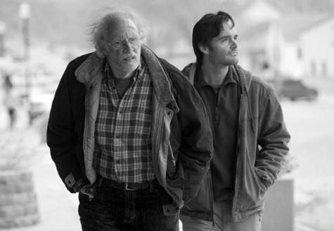‘Nebraska’ relates raw, character-focused story