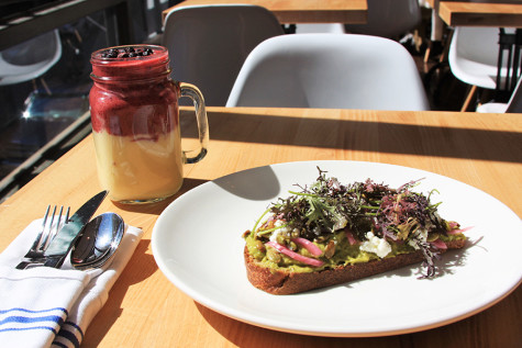 Union Square eatery offers fresh meals, deals