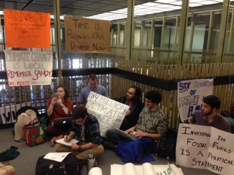 Divest sit-in lands meeting with Board of Trustees subcomittee