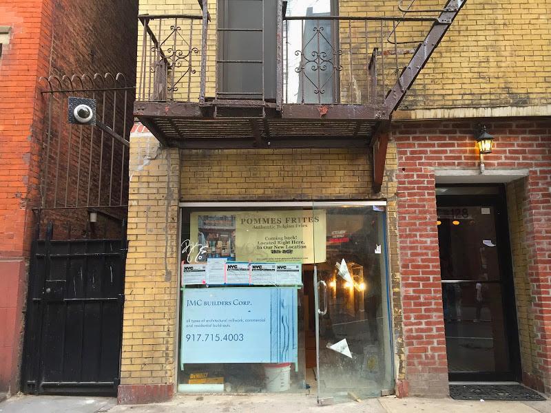 The+strip+of+Macdougal+Street+along+which+the+new+Pommes+Frites+will+set+up+shop+is+home+to+a+slew+of+popular+food+stops%2C+including+Artichoke+Pizza+and+Saigon+Shack.