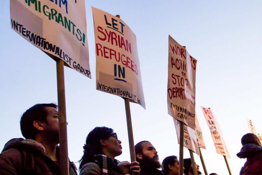 People+attended+the+rally+hosted+by+the+Council+On+American-Islamic+Relations+in+Washington+Square+Park+in+light+of+President+Donald+Trump%27s+ban+on+immigrants+from+countries+with+a+high+Islamic+population.