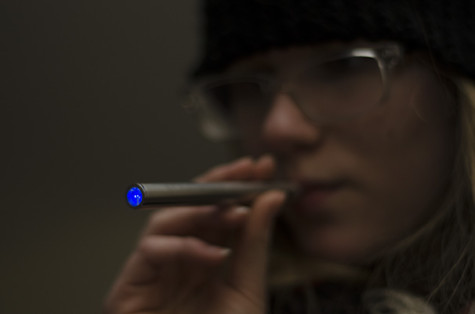 Students, professors split on Bloomberg’s e-cigarette ban