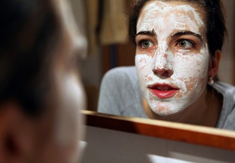 Skin care products prevent damage from winter weather