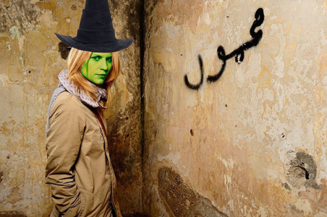 Claire Danes reveals witchcraft, magic powers at Women in Hollywood Gala