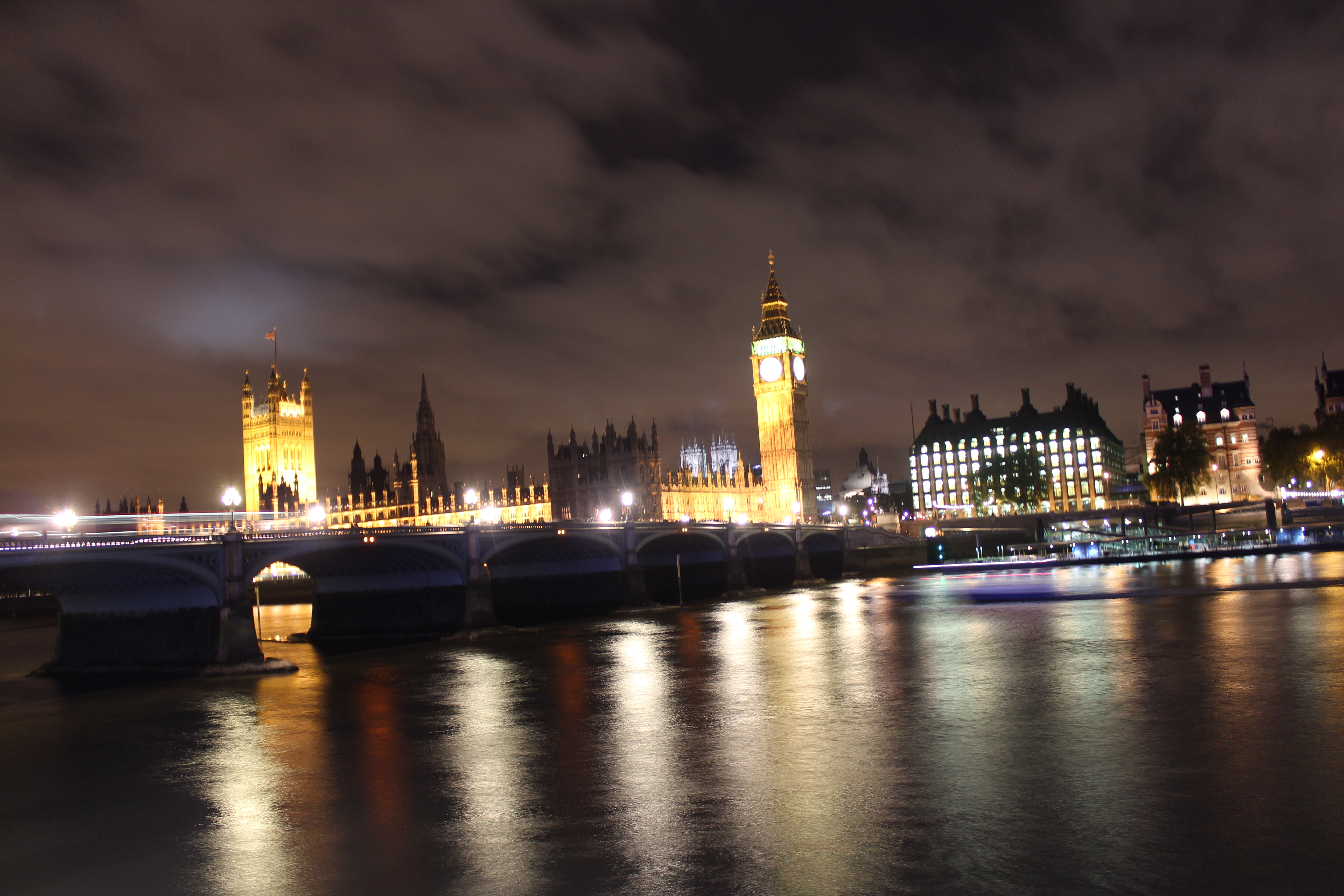 NYU London students vote abroad