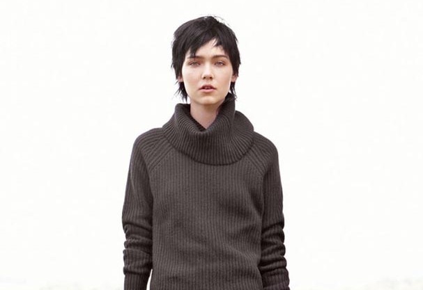 Welcoming turtlenecks back on fashion scene