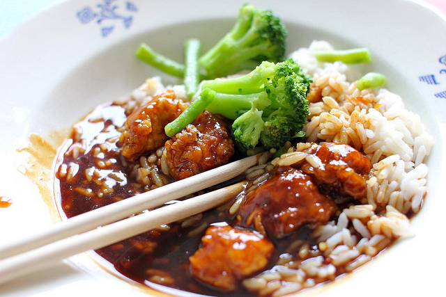 Top 5 heart-healthy dining hall meals