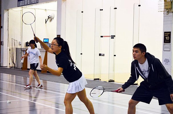2-27 - Badminton