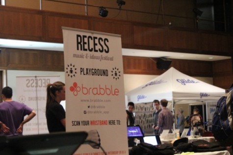 RECESS presents students with business behind music industry