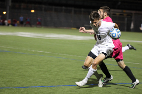 Violets continue undefeated streak, 5-0 for season