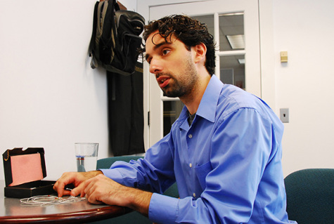 Professor named MIT innovator, praised for brain research