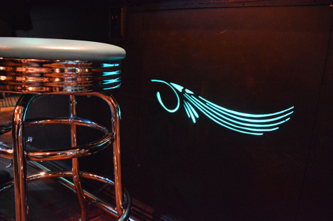 Alum combines music, bar food