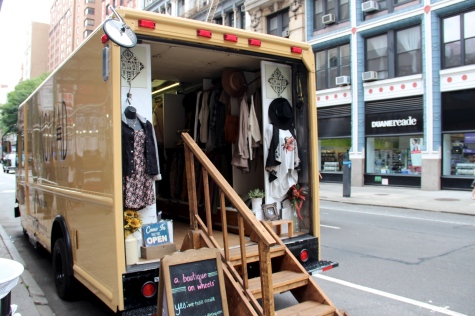 Pop-ups rise, provide unique shopping