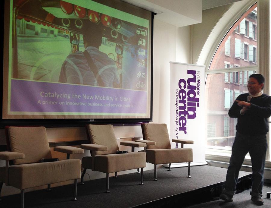 Benjamin+de+la+Pena%2C+director+of+community+and+national+strategy+of+the+Knight+Foundation+talks+about+the+future+of+cities+and+transportation.