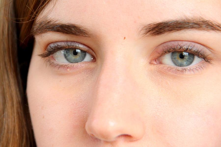 In a new study conducted by an NYU professor and a visiting scholar at UPenn, our eyes multitask even when we don’t want them to.
