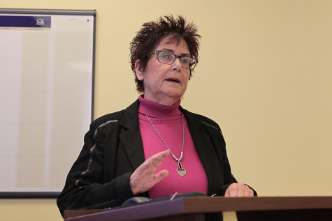 Professor discusses poverty research