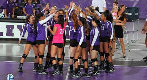 Violet volleyball kills it at Baruch