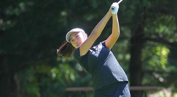Sophomore Angela Yang lead the team, finishing second in the competition.