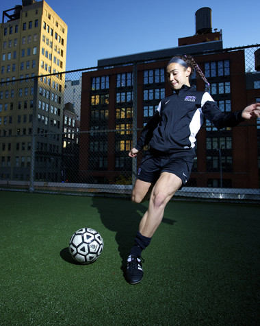 Soccer goalie Cassie Steinberg juggles soccer, nutrition goals