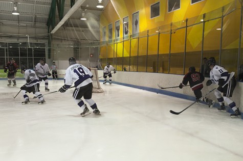 Hockey Starts Postseason Hunt, Takes First Loss of ’16