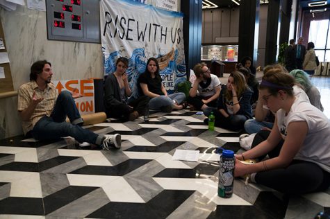 Divest Meets Hamilton with Faculty Support