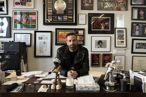 Exploring Clive Davis: The School With the Next Big Hit