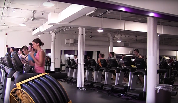 One of the key moments of the semester occurred when the facilities at Coles Sports Center closed for renovations and facilities opened at 404 Fitness for NYU students to continue their workouts.