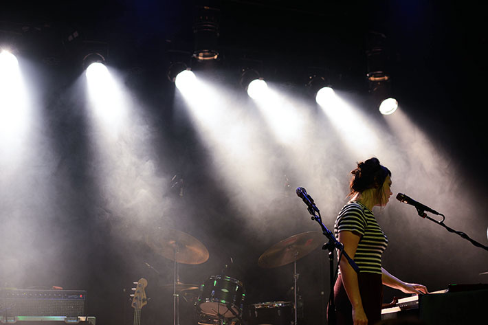 Angel+Olsen+took+to+Warsaw+this+past+Sunday%2C+where+she+performed+an+array+of+her+hit+songs.