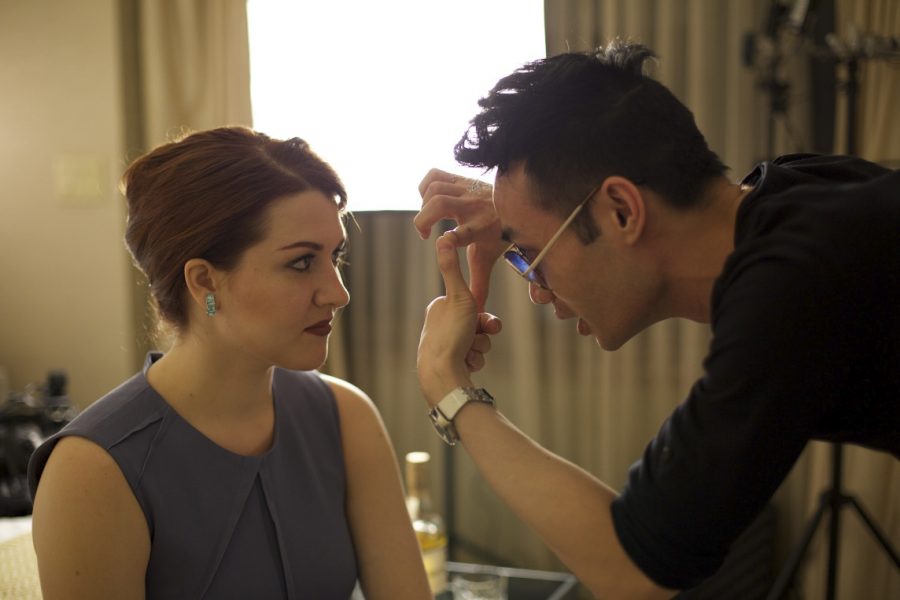 A+film+saturated+with+NYU+alums%2C+%E2%80%9CViral+Beauty%E2%80%9D+takes+a+look+at+what+fame+means+in+the+digital+age.+%0A