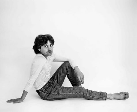 Alex Izenberg Drops Debut Record
