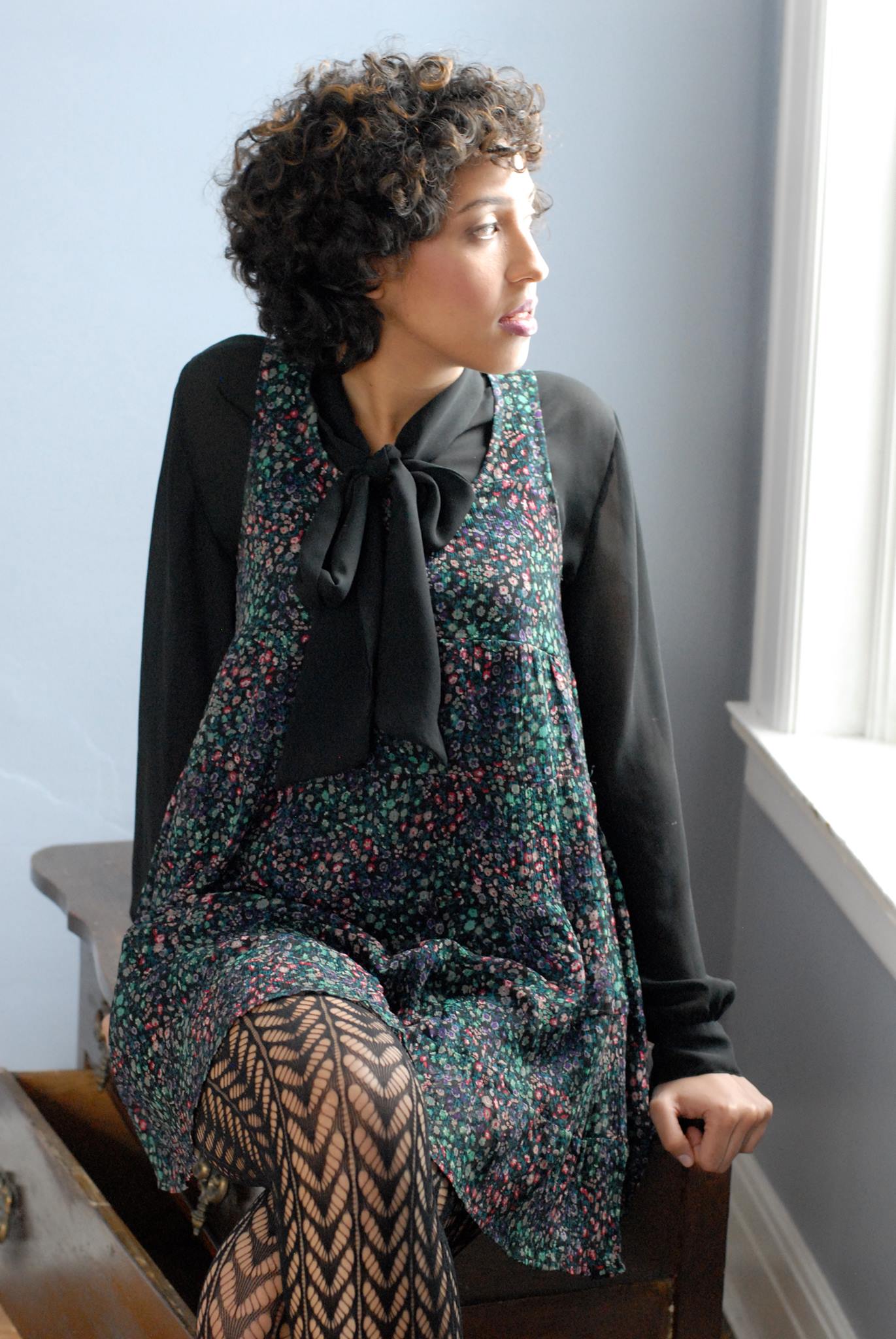 Lauren Scales and her strong dedication to music puts her soulful songwriting high up on the scale.