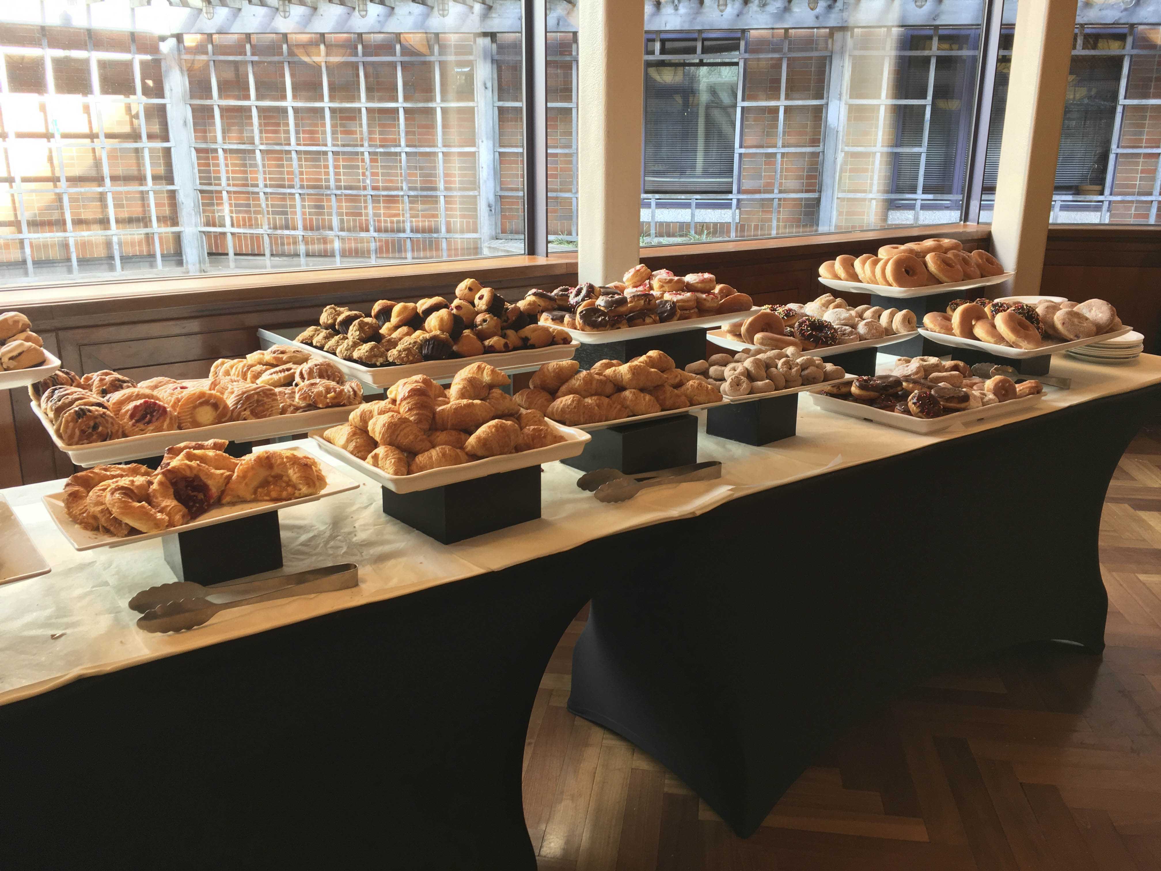 Get your sweet tooth on by visiting some amazing bakeries around the dining halls, ranging from Baked by Melissa to The City Bakery.