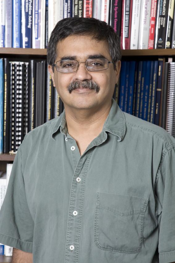 To+combat+child+exploitation%2C+NYU+Tandon+professor+Nasir+Memon+is+helping+with+the+development+of+a+software+that+detects+child+pornography.+He+is+working+with+other+professors%2C+NYU+Students%2C+and+the+Department+of+Homeland+Security+to+create+this+technology.