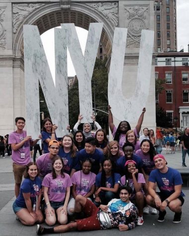 Welcome Week Leaders Bring Together Students New and Old