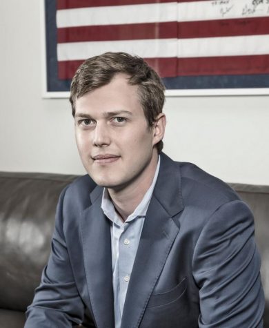 Stern Alum Creates First Weapon-Mounted Camera