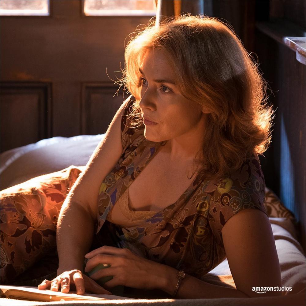 NYU dropout Woody Allen released his new film “Wonder Wheel” at the New York Film Festival. The film tells the story of a couple in the 1950s living in Coney Island.