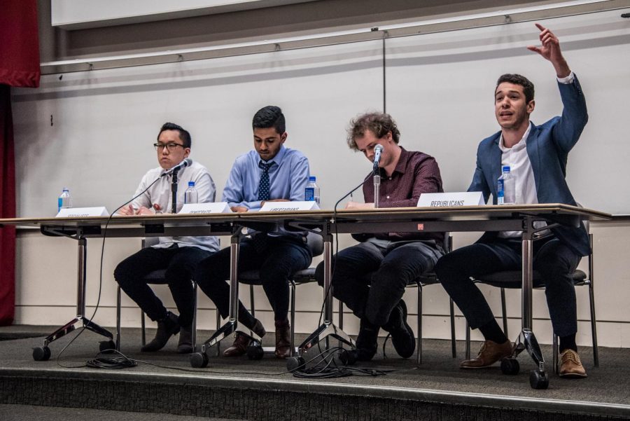 NYU+DSA%2C+College+Democrats%2C+College+Libertarians+and+College+Republicans+at+their+semesterly+interclub+debate+on+April+18.+The+groups+debated+internet+privacy+and+tariffs%2C+and+the+back-and-forth+grew+more+contentious+as+the+evening+progressed.