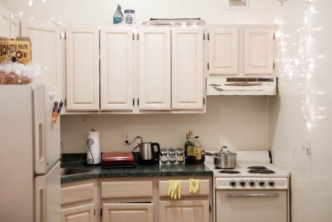 What Would Gordon Ramsay Do?: Dorm Cooking Edition