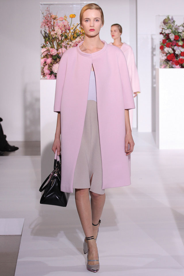 Glamorous garments channel ladylike, conservative appeal